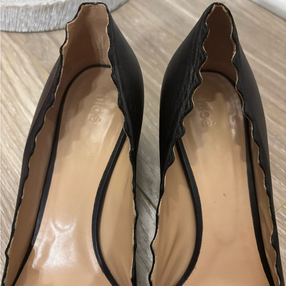 Chloe Scalloped Women's heels - Picture 3 of 9